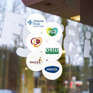 Glas met zorgverzekeraars Home 13
